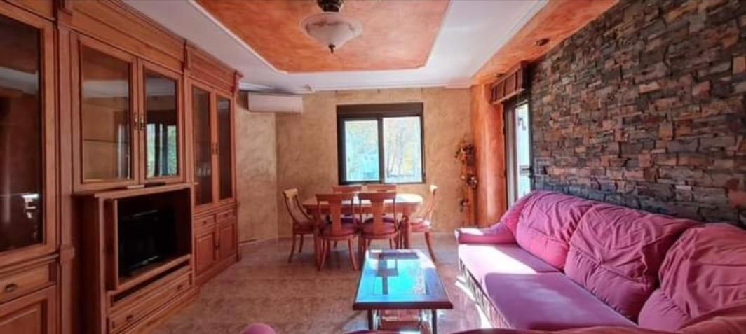 Apartamentos Los Robles Alcala del Jucar Exteriör bild