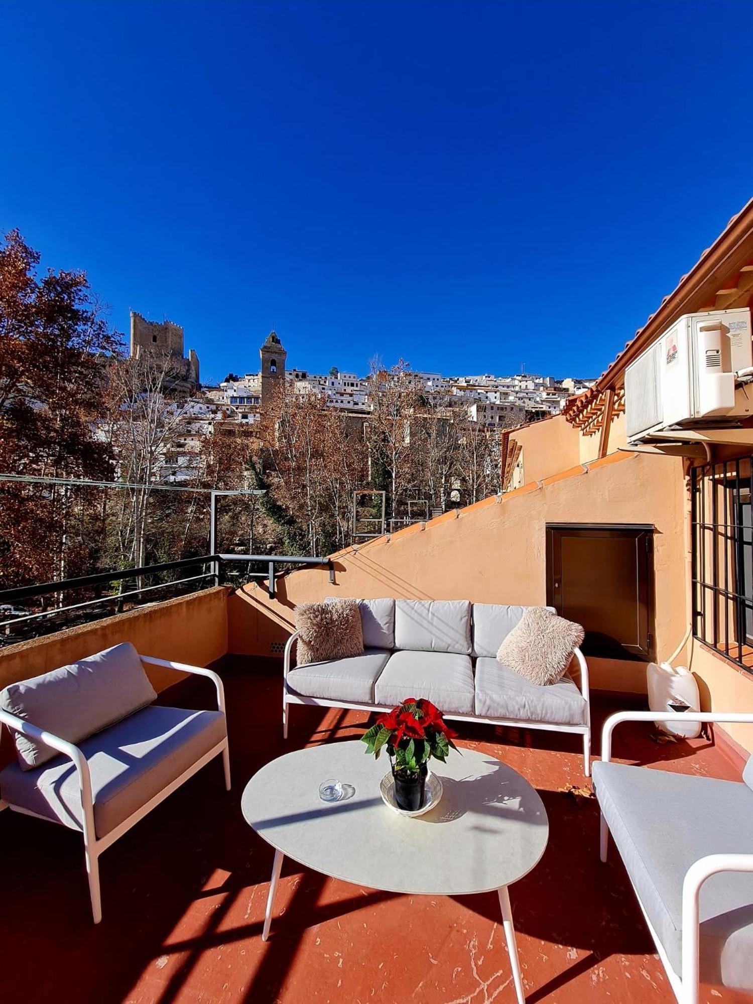 Apartamentos Los Robles Alcala del Jucar Exteriör bild